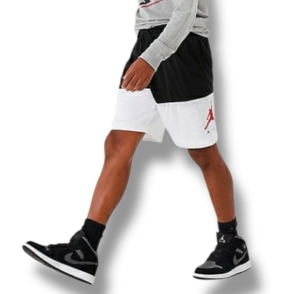 Nike Jordan Black/White Mesh Athletic Basketball Shorts Boys Size Medium NWT Y2K - Picture 8 of 10